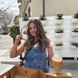 Meet your Posher, Ally